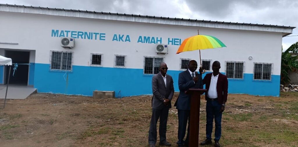 RECEPTION DE LA MATERNITE DU CENTRE DE SANTE DE L’ONG ABICOM
